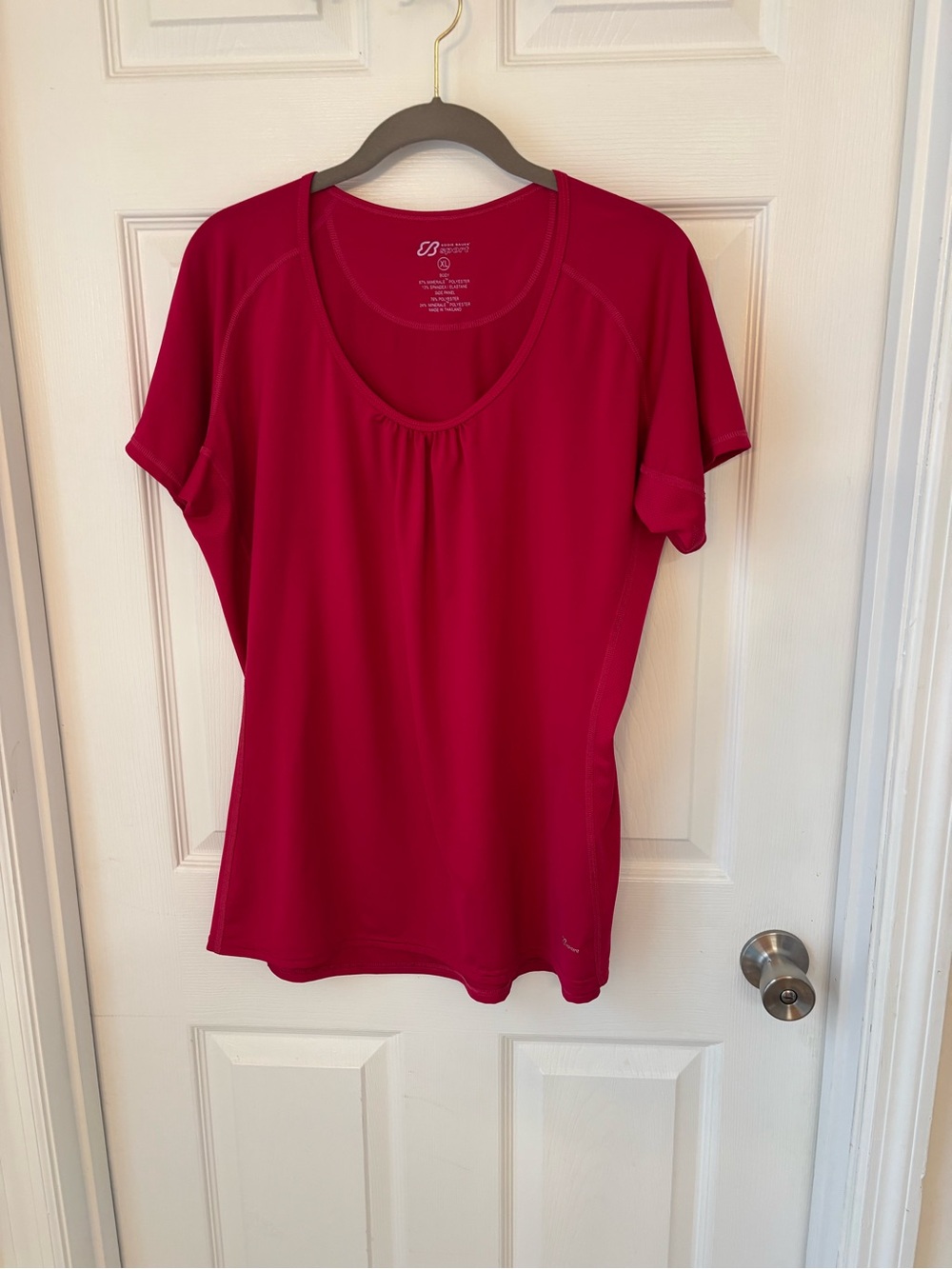 Eddie Bauer Short-Sleeve Scoop Neck Tee in Raspberry